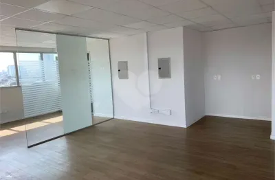 Sala comercial para alugar na Avenida Guilherme Cotching, Vila Maria, São Paulo