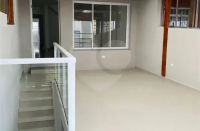 Casa com 3 quartos à venda na Rua Xavier da Veiga, Santana, São Paulo