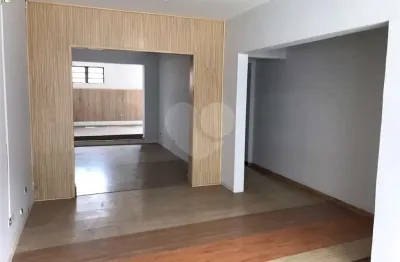 Casa comercial para alugar na Rua Doutor Artur Guimarães, 194, Santana, São Paulo