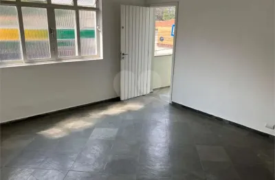 Sala comercial para alugar na Avenida Leôncio de Magalhães, Santana, São Paulo