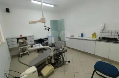 Casa comercial à venda na Avenida Água Fria, 548, Santana, São Paulo