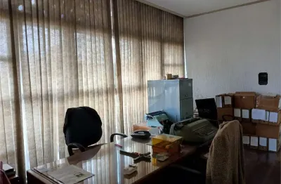 Sala comercial à venda na Rua Barão de Itapetininga, República, São Paulo