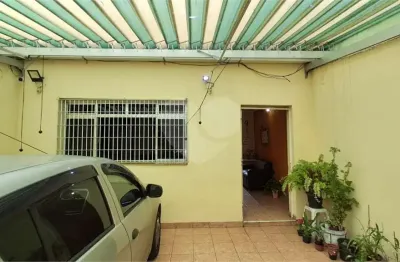 Casa com 3 quartos à venda na Rua Alcântara, Vila Maria, São Paulo