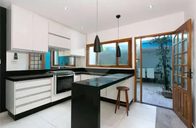 Casa com 3 quartos à venda na Rua Antônio Camardo, 488, Tatuapé, São Paulo