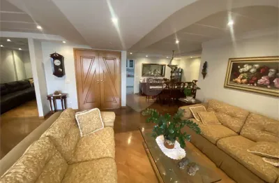 Apartamento com 5 quartos à venda na Rua Tupiguaes, Santana, São Paulo