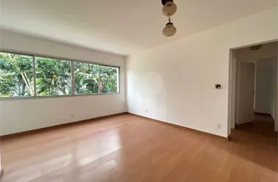 Apartamento com 2 quartos à venda ou para locação em moema - sp