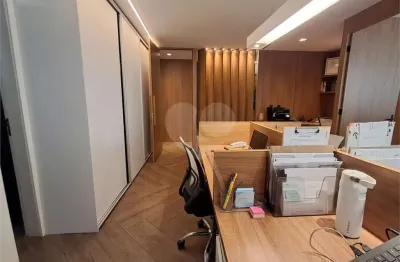 Sala comercial à venda na Rua Butantã, Pinheiros, São Paulo