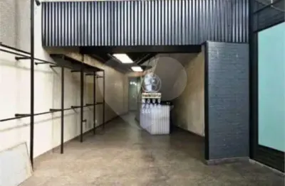 Prédio para alugar na ÂNgelo Conti, Vila Sabrina, São Paulo