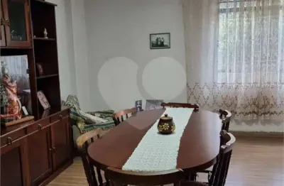 Apartamento com 3 quartos à venda na Rua José Getúlio, 578, Aclimação, São Paulo