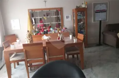 Casa com 6 quartos à venda na Rua Avestruz, 67, Brasilândia, São Paulo