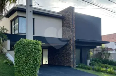 Condomínio com 4 quartos à venda em Alphaville Residencial Um - SP