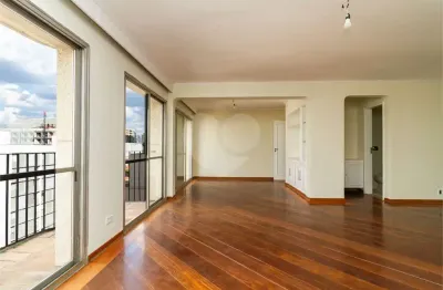 Apartamento com 3 quartos para alugar na Rua Caconde, 125, Jardim Paulista, São Paulo