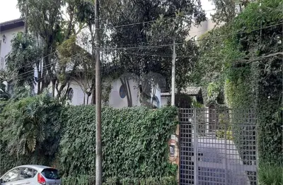 Casa com 5 quartos à venda na Rua Sanharó, Jardim Guedala, São Paulo