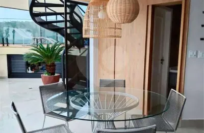 Cobertura com 3 quartos à venda na Rua José Ferreira Canaes Filho, Enseada, Guarujá