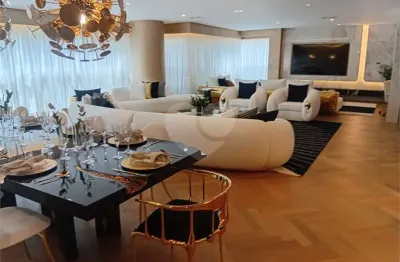 Apartamento com 4 quartos à venda na Rua Garapeba, 75, Vila Mariana, São Paulo