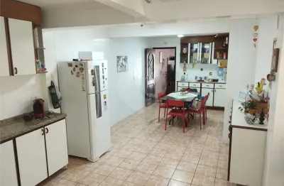 Sobrado com 4 quartos à venda em conjunto residencial santa terezinha - sp