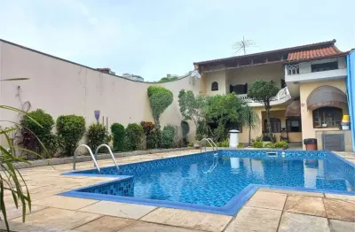 Casa com 3 quartos à venda na Rua Antônio Custódio de Castro, Vila Galvão, Guarulhos