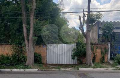 Terreno à venda na Rua Verona, Tremembé, São Paulo