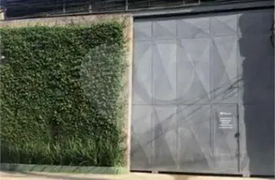 Barracão / Galpão / Depósito à venda na Rua do Lavapés, Cambuci, São Paulo