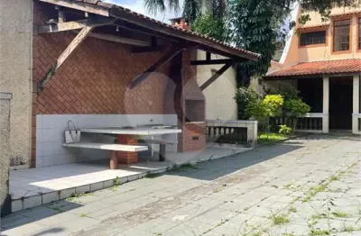 Casa com 3 quartos à venda na Rua Doutor Fernando Nascimento, Enseada, Guarujá
