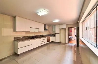 Casa com 3 quartos à venda na Rua Balthazar Fidelis, 37, Parque Edu Chaves, São Paulo