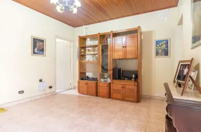 Casa com 3 quartos à venda na Rua Catão, Vila Romana, São Paulo