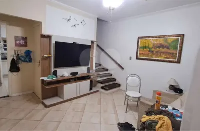 Casa com 3 quartos à venda na Rua Goulart de Faria, 31, Vila Constança, São Paulo