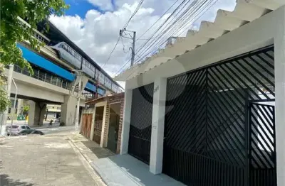 Casa comercial à venda na Rua Nádia, 368, Vila Prudente, São Paulo