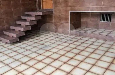 Casa com 3 quartos à venda na Rua Larival Géa Sanches, 212, Tucuruvi, São Paulo