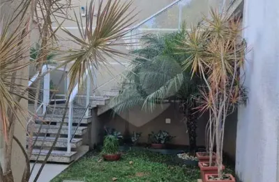 Condomínio com 2 quartos à venda em vila maria alta - sp
