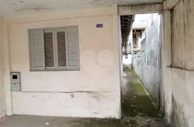 Casa térrea com 2 quartos à venda em parque edu chaves - sp