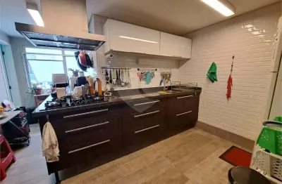 Apartamento com 3 quartos à venda na Rua Monte Alegre, 470, Perdizes, São Paulo
