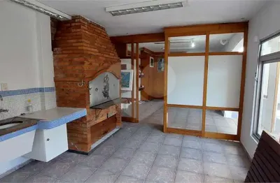 Sobrado com 4 quartos à venda ou para locação em capão redondo - sp