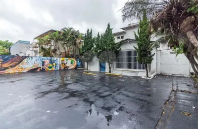 Sobrado com 1 quartos à venda ou para locação em pinheiros - sp