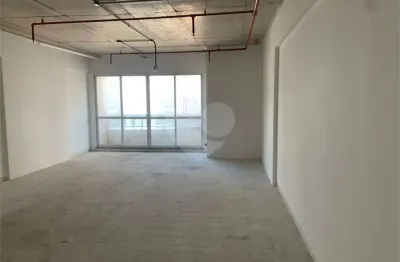 Sala comercial para alugar na Avenida Anápolis, Alphaville, Barueri