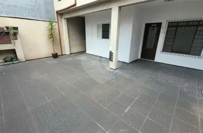 Casa com 3 quartos para alugar na Major Caetano Da Costa, Santana, São Paulo