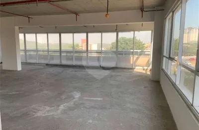 Sala comercial para alugar na Avenida Anápolis, 100, Alphaville, Barueri