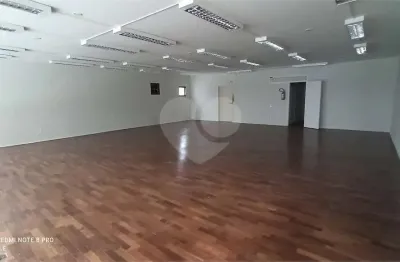 Sala comercial para alugar na Rua Augusta, Bela Vista, São Paulo
