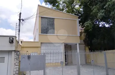 Casa com 4 quartos para alugar na Rua Getúlio Soares da Rocha, Brooklin, São Paulo
