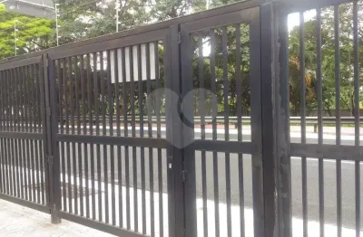 Prédio para alugar na Avenida Braz Leme, Casa Verde, São Paulo