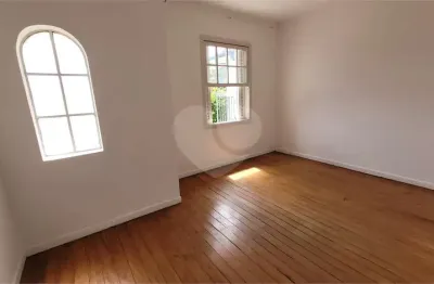 Casa com 3 quartos à venda na Rua Marcílio Dias, Lapa, São Paulo