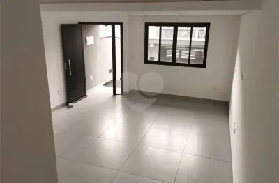 Casa com 3 quartos à venda na Rua Henrique Braglia, 41, Vila Guilherme, São Paulo