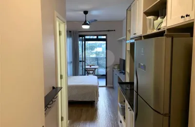 Apartamento com 1 quarto à venda na Rua Alves Guimarães, 1450, Vila Madalena, São Paulo