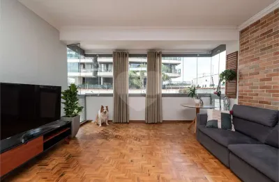 Apartamento com 3 quartos para alugar na Rua dos Pinheiros, 447, Pinheiros, São Paulo