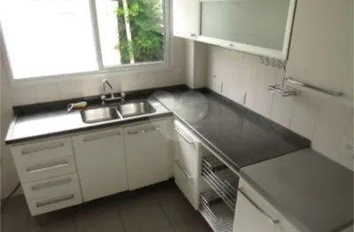 Condomínio com 4 quartos à venda em Jardim Leonor Mendes De Barros - SP