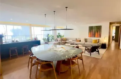 Apartamento com 4 quartos à venda na Avenida Portugal, 587, Brooklin, São Paulo