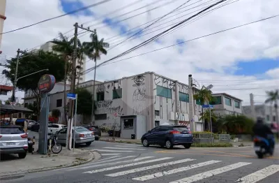 Prédio para alugar no Parque Mandaqui, São Paulo 