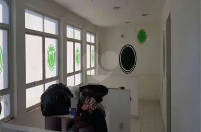 Prédio à venda no Pari, São Paulo 