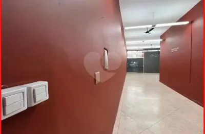 Sala comercial para alugar na Rua Martim Francisco, 60, Santa Cecília, São Paulo