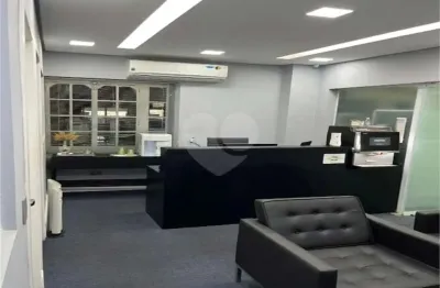 Sala comercial para alugar na Rua Boa Vista, 133, Centro, São Paulo